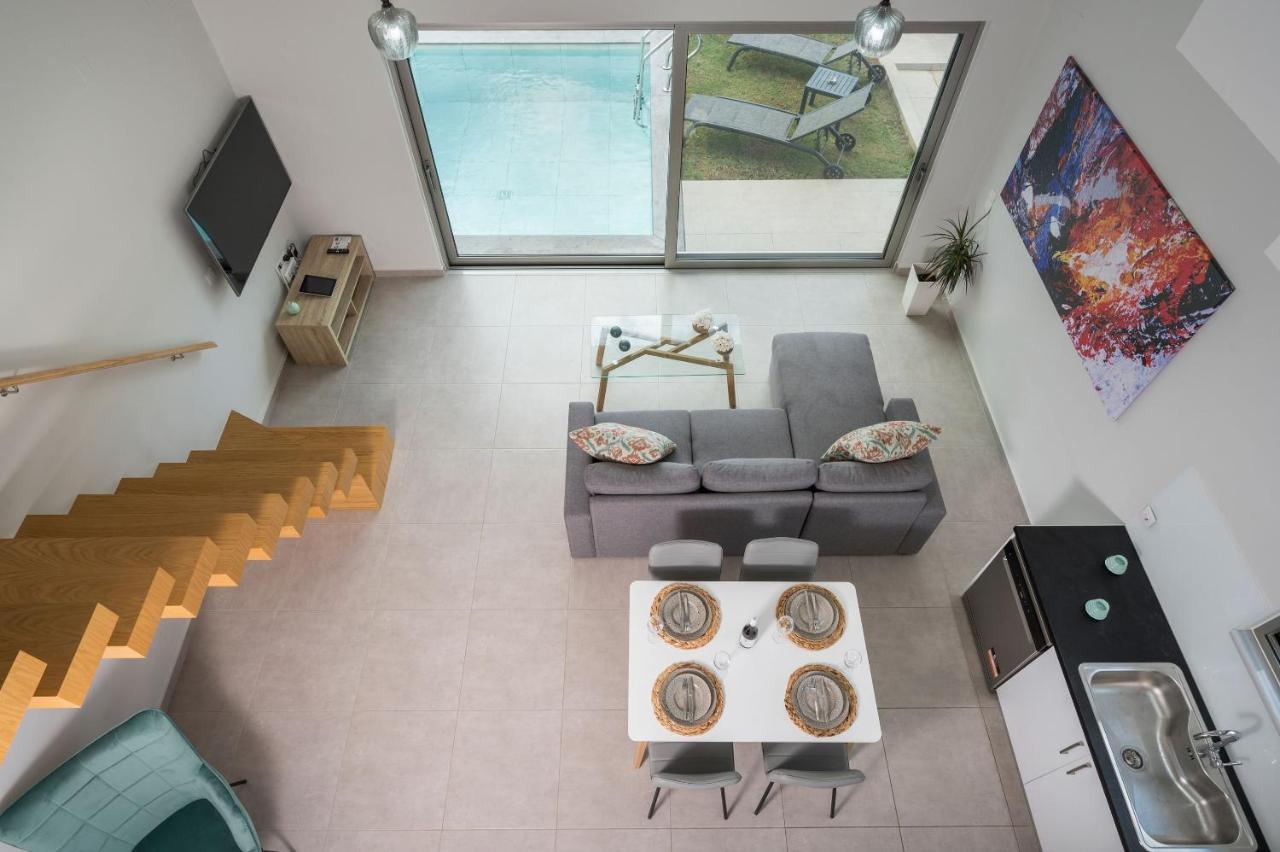 Jarko Luxury Houses Argoulidhes Bagian luar foto