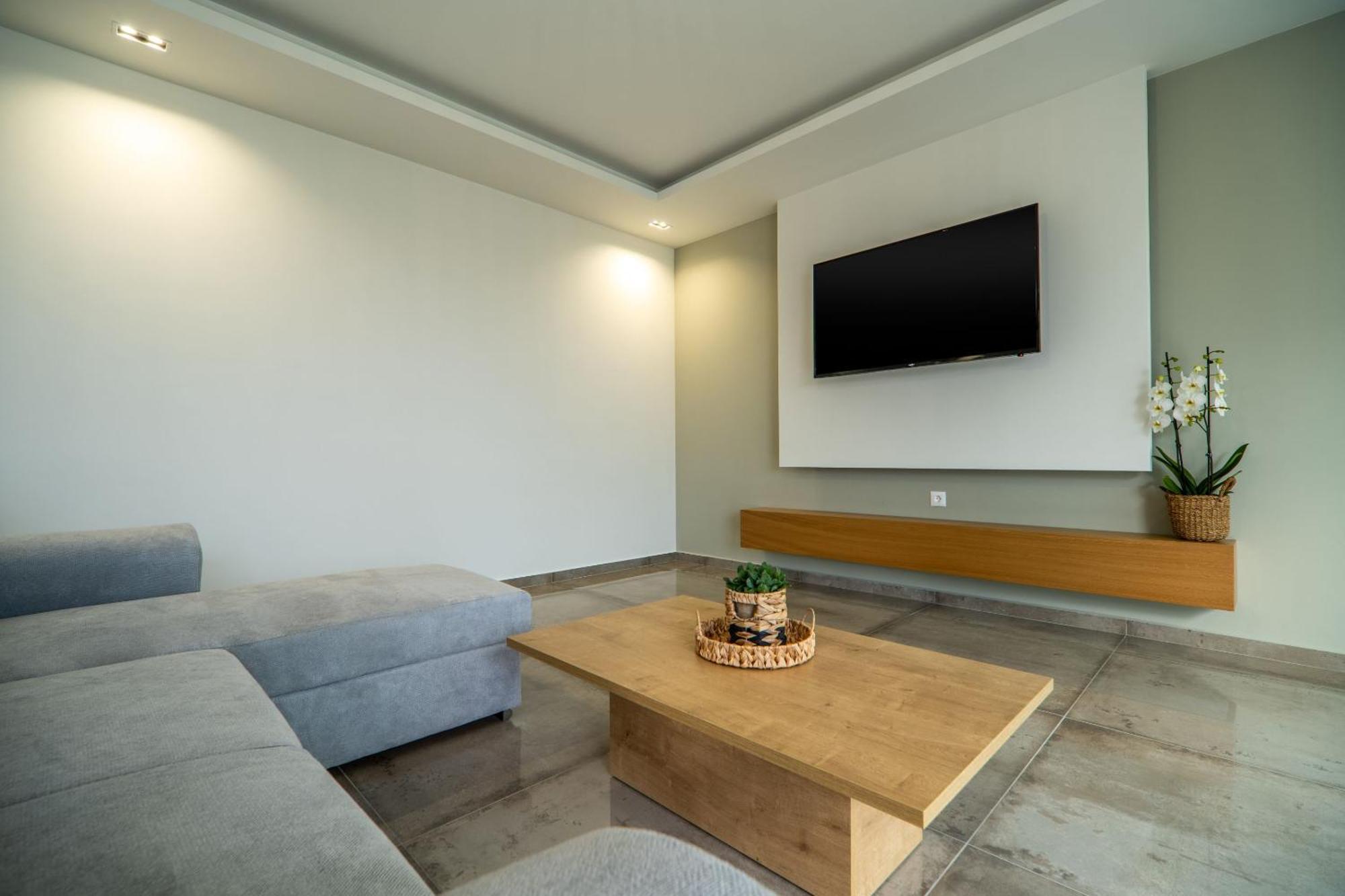 Jarko Luxury Houses Argoulidhes Bagian luar foto
